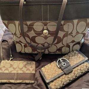Brown Coach Tote with matching wristlet, clutch wallet and satin storage bag.